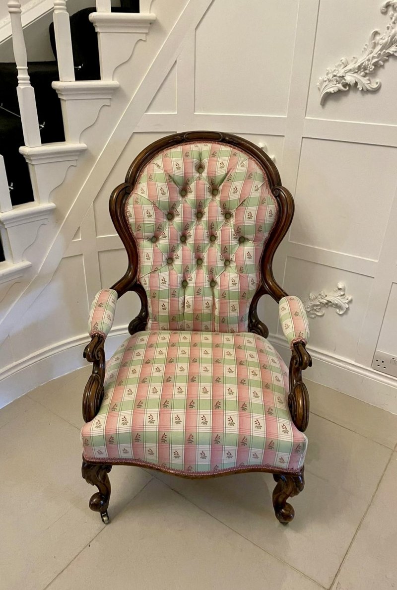 Antique Victorian Quality Carved Walnut Armchair - Image 2